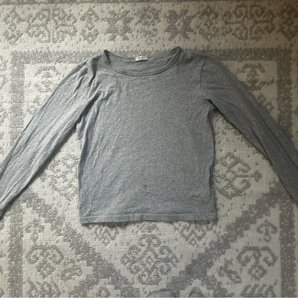Brandy Melville Gray Long Sleeve Top